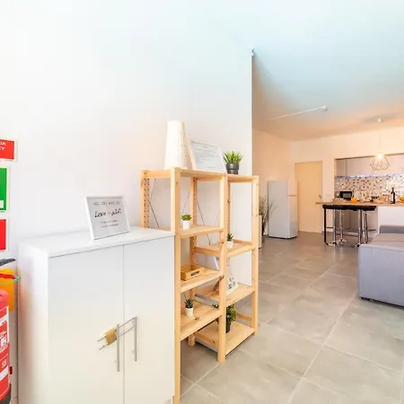 Magna - Apt- 206 By Hellovacations Lejlighed