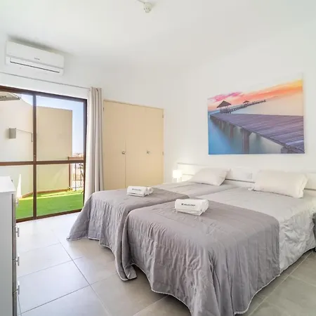 Magna - Apt- 206 By Hellovacations Lejlighed *